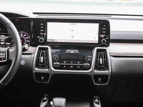 Used 2023 Kia Sorento X-Line EX image 14