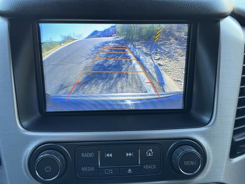 Used 2017 GMC Yukon XL SLT image 17