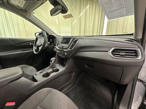 Certified 2024 Chevrolet Equinox LT w/ LPO, Floor Liner Package image 17