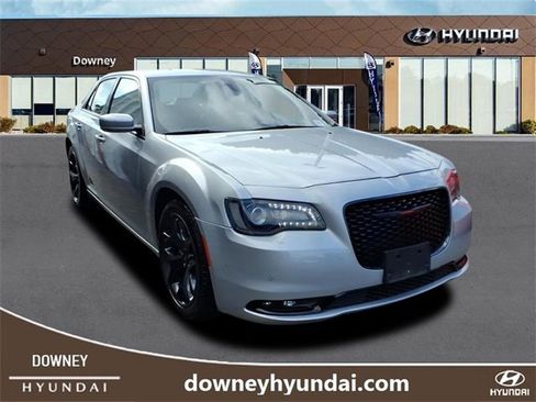 Used 2023 Chrysler 300 S image 3