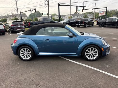 Used 2017 Volkswagen Beetle 1.8T SE FWD image 26