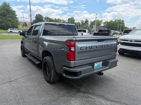 Used 2021 Chevrolet Silverado 1500 Custom AWD/4WD image 4