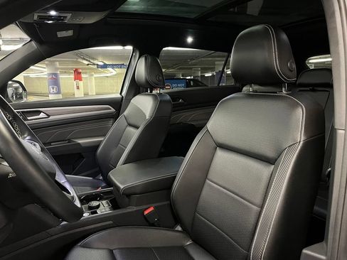 Used 2023 Volkswagen Atlas Cross Sport SE w/ Panoramic Sunroof Package AWD/4WD image 21