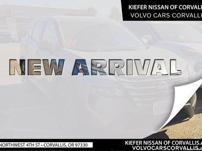 Used 2025 Nissan Rogue SV