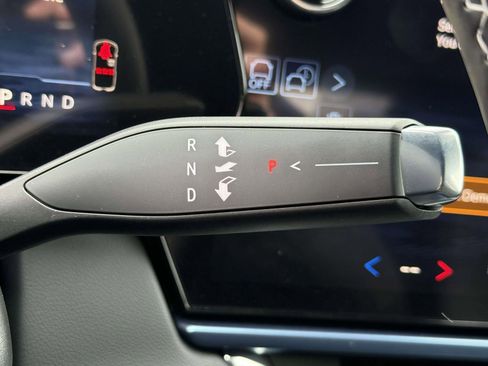 New 2026 Chevrolet Equinox EV LT image 16