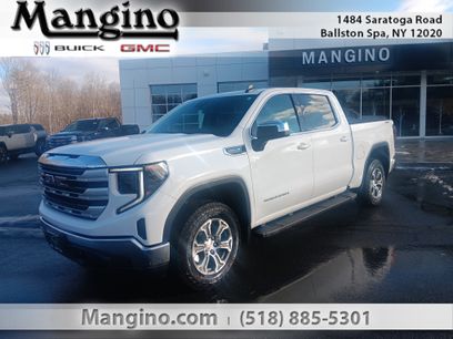 Used 2024 GMC Sierra 1500 SLE w/ Preferred Package