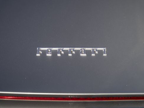 Used 2010 Ferrari California image 15