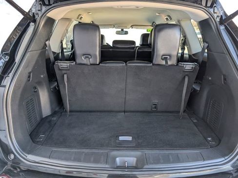 Used 2018 Nissan Pathfinder SL image 26