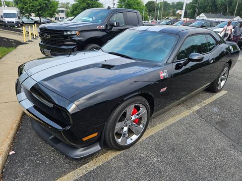 Used 2012 Dodge Challenger SRT8 w/ Premium Sound Group RWD image 3