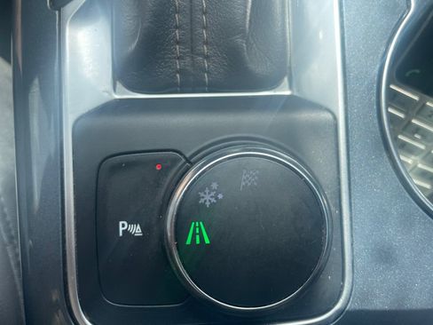 Used 2020 Chevrolet Blazer LT w/ Sound & Technology Package FWD image 30