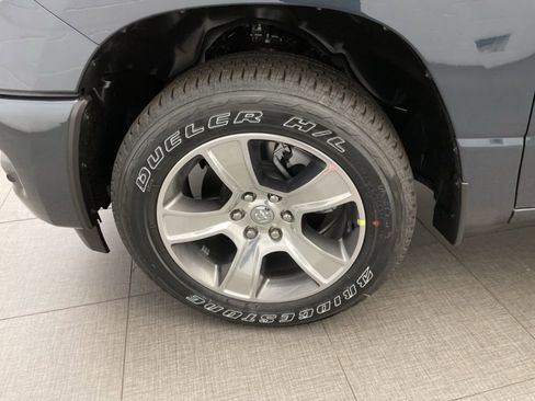 New 2026 RAM 1500 Express image 8