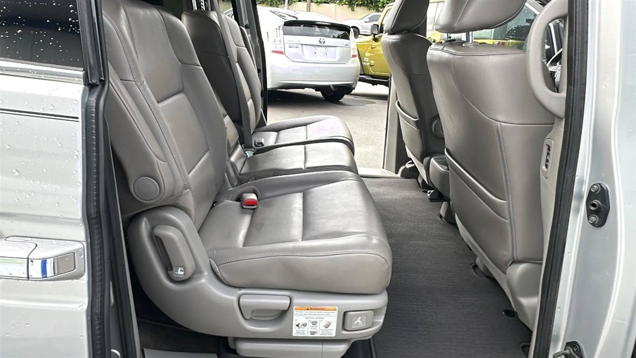 Used 2013 Honda Odyssey Touring image 26