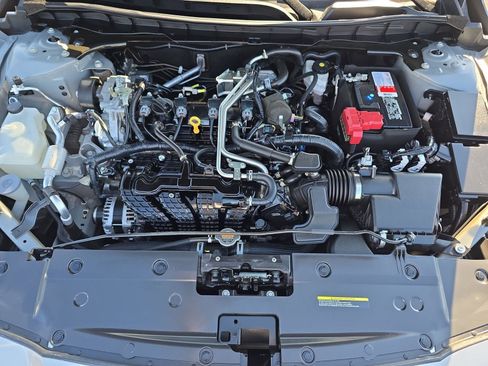 Used 2022 Nissan Altima 2.5 SV image 36