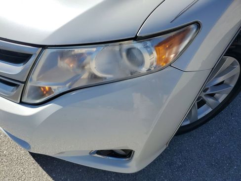 Used 2014 Toyota Venza XLE image 16