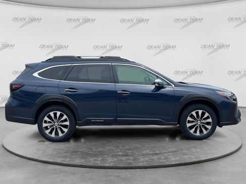 Used 2024 Subaru Outback Touring XT AWD/4WD image 8