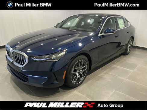 New 2027 BMW 530i xDrive AWD/4WD image 1