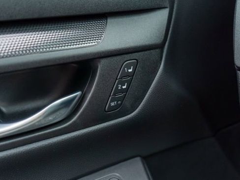 Used 2025 Honda CR-V Sport-L image 17