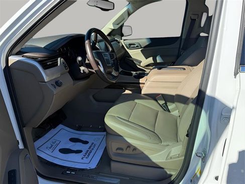 Used 2020 GMC Yukon SLT w/ Open Road Package RWD image 11