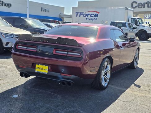 Used 2021 Dodge Challenger R/T image 4