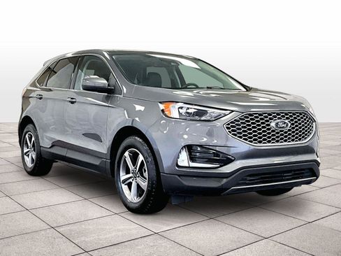 Certified 2024 Ford Edge SEL w/ Convenience Package AWD/4WD image 2