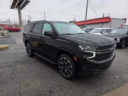 Used 2022 Chevrolet Tahoe RST image 3