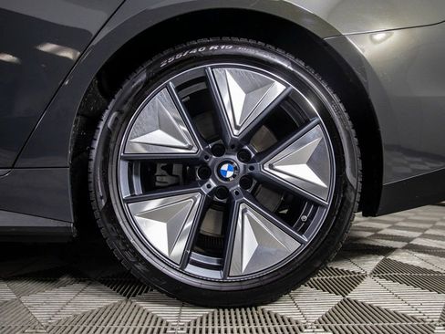 Used 2025 BMW i4 eDrive40 w/ Premium Package image 40