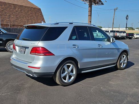 Certified 2018 Mercedes-Benz GLE 350 4MATIC w/ Premium 2 Package image 8