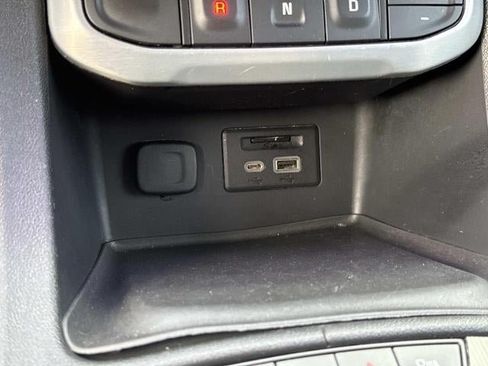 Used 2021 GMC Acadia SLT w/ Premium Package FWD image 22
