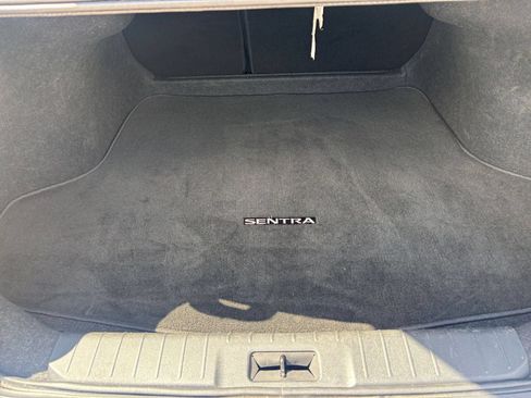 Used 2025 Nissan Sentra SV FWD image 28