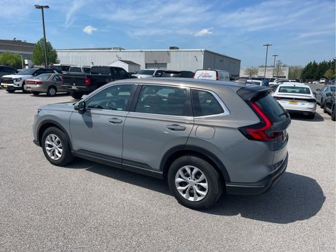 Certified 2024 Honda CR-V LX image 3