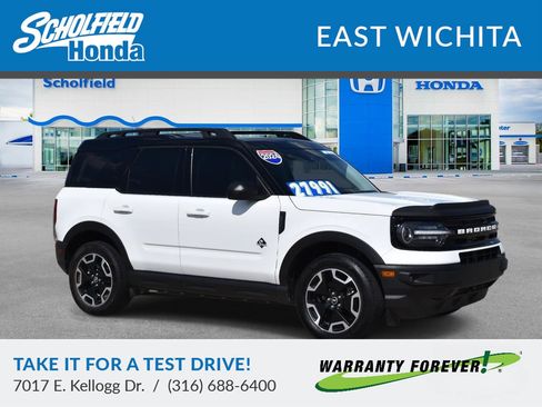 Used 2024 Ford Bronco Sport Outer Banks AWD/4WD image 1