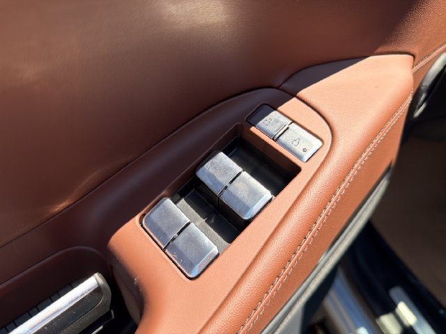 New 2026 Lincoln Navigator Reserve AWD/4WD image 21