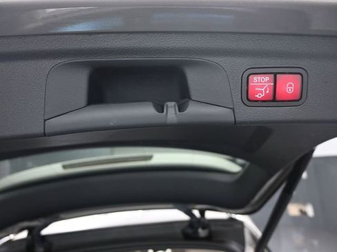 Used 2021 Mercedes-Benz GLE 350 image 25