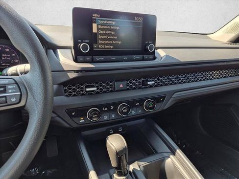 Used 2023 Honda Accord EX image 15