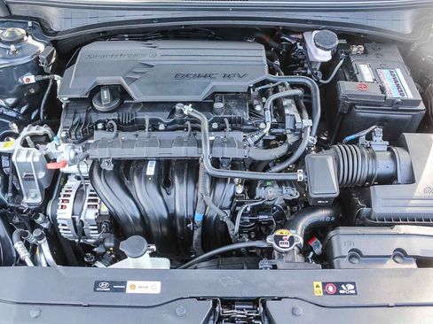 Used 2023 Hyundai Elantra SEL FWD image 37