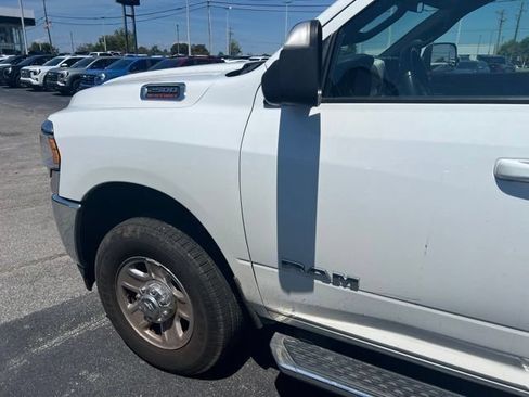 Used 2022 RAM 2500 Big Horn AWD/4WD image 12