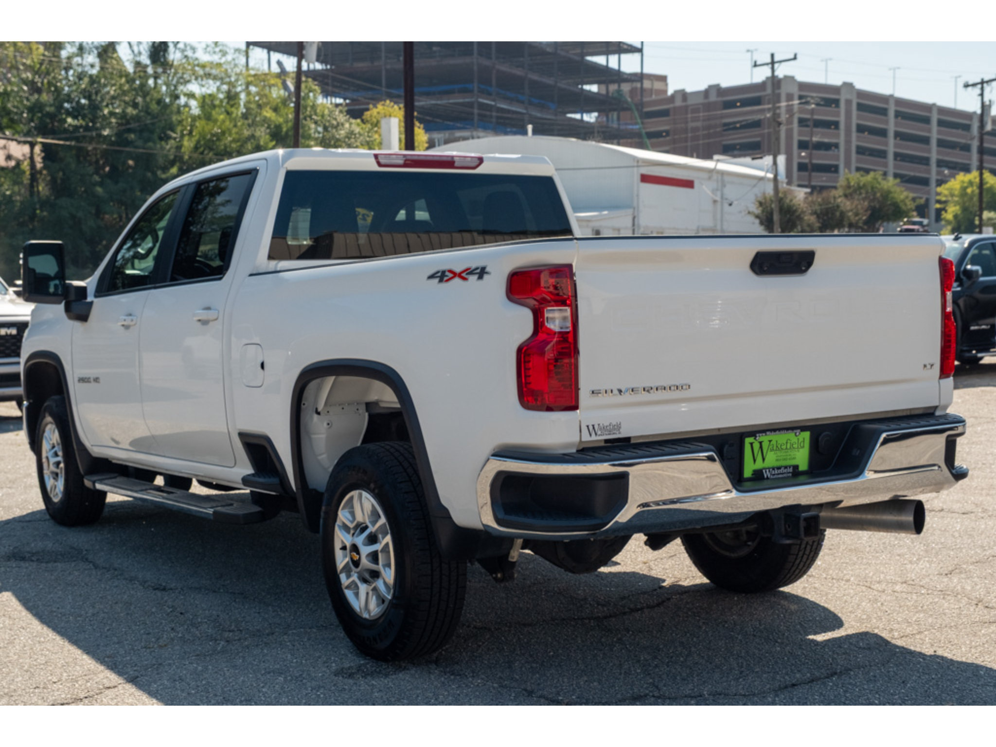 Used 2025 Chevrolet Silverado 2500 LT w/ Convenience Package AWD/4WD image 6