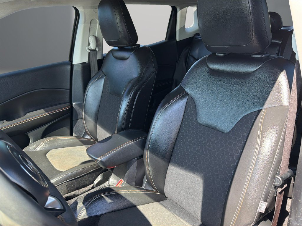 Used 2021 Jeep Compass Latitude FWD image 14