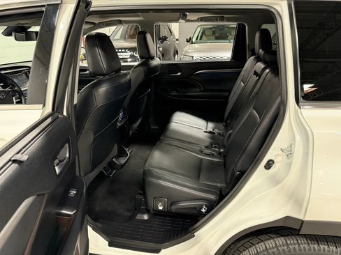 Used 2018 Toyota Highlander Limited AWD/4WD image 66