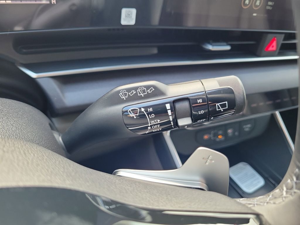 New 2026 Kia Carnival EX FWD image 29
