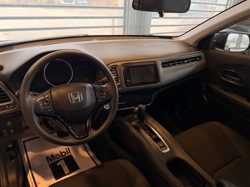 Used 2020 Honda HR-V EX image 8