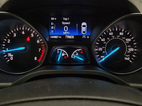 Used 2017 Ford Escape Titanium image 23