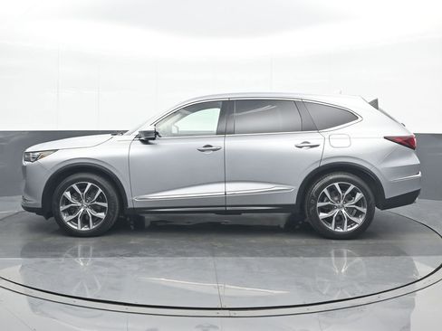 Used 2024 Acura MDX SH-AWD w/ Technology Package image 3