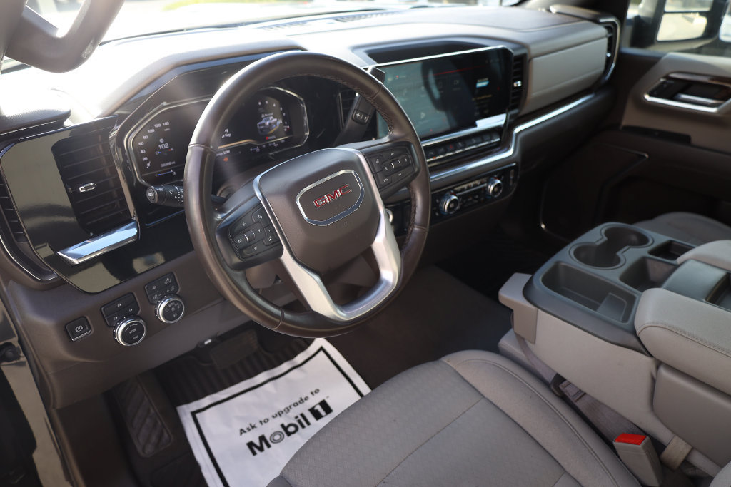 Used 2025 GMC Sierra 2500 SLE w/ SLE Value Package; AWD/4WD image 12