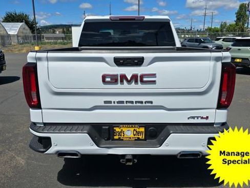 Used 2023 GMC Sierra 1500 AT4 image 5