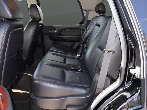 Used 2009 Cadillac Escalade 2WD Hybrid image 15