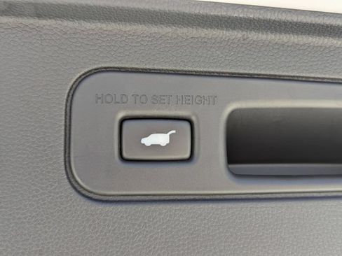 Used 2023 Honda Pilot EX-L image 14