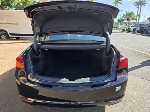 Used 2017 Acura TLX image 12