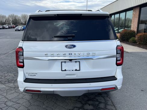 Used 2023 Ford Expedition Platinum image 8