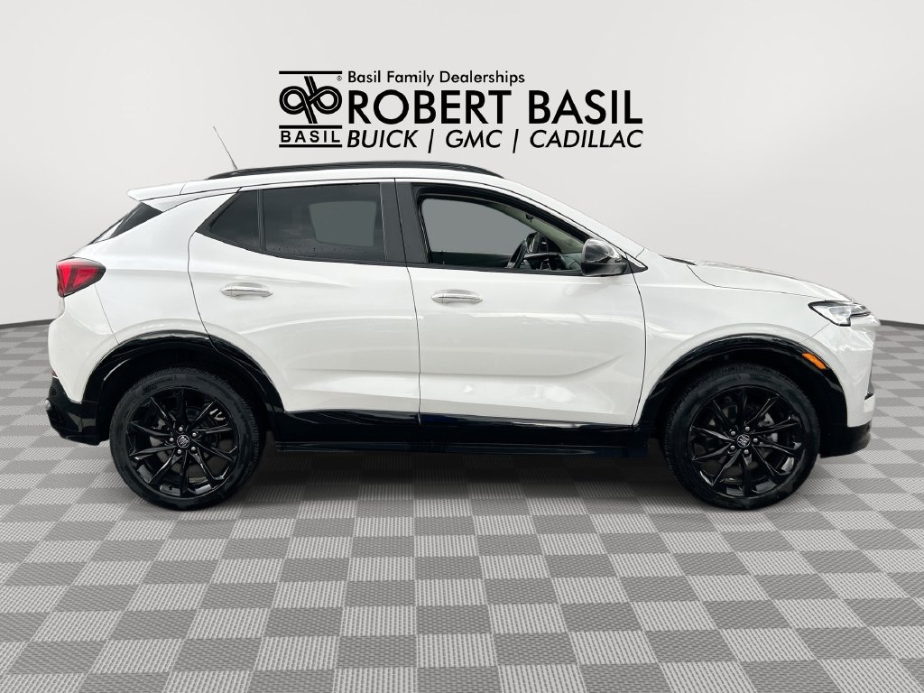 Used 2024 Buick Encore GX Sport Touring w/ Experience Buick Package AWD/4WD image 9